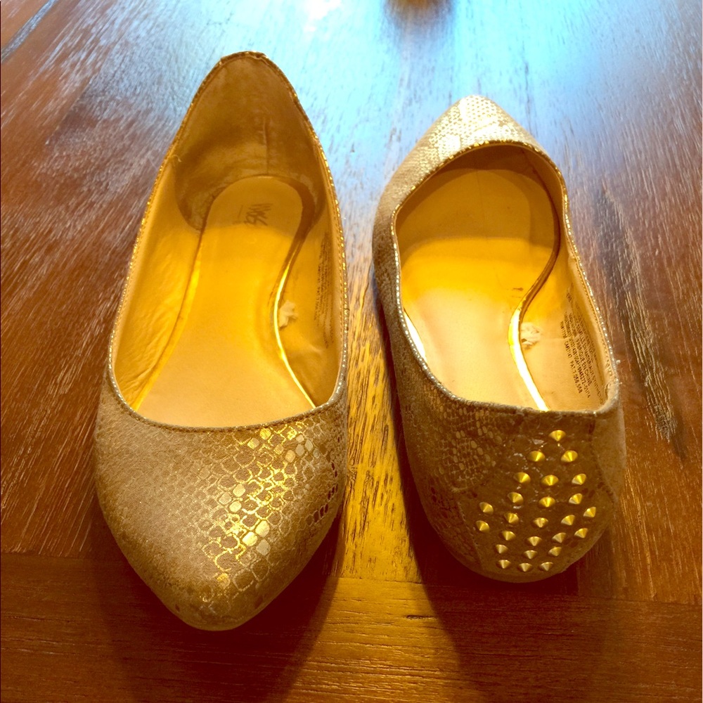 Mossimo studded flats