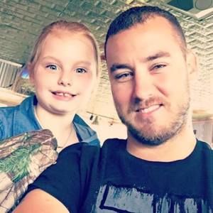 Meet your Posher, Cory