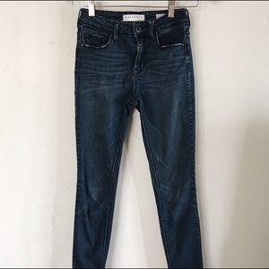 Bullhead High-Rise Skinny Jeans