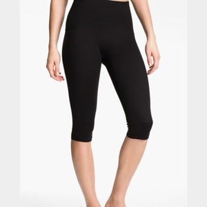 Spanx active compression black leggings