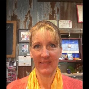 Meet your Posher, Luann