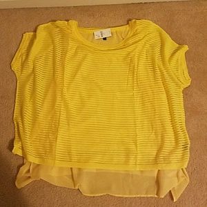 Yellow layered top