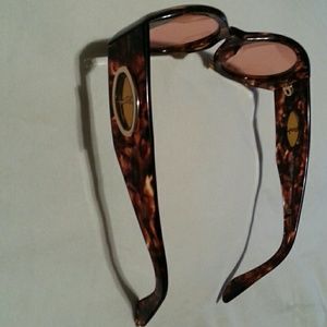 Yves Saint laurent sun glasses