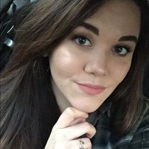 Meet your Posher, Ashlee