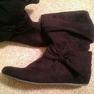 Black X-Appeal boots