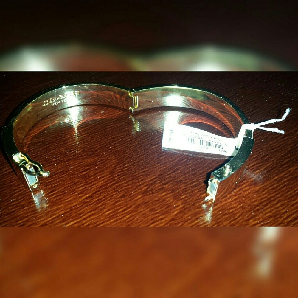 NWT Coach Hinged Lozenge Bangle - Picture 3 of 6