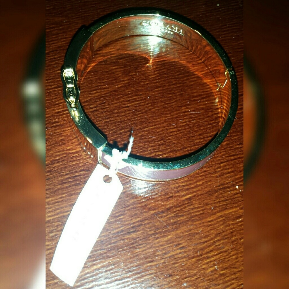 NWT Coach Hinged Lozenge Bangle - Picture 4 of 6