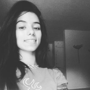 Meet your Posher, Chàymae