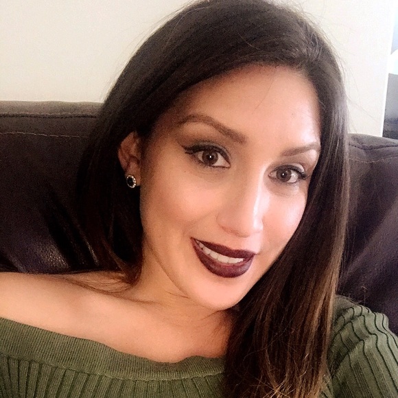 Meet your Posher, Maria - Picture 1 of 1