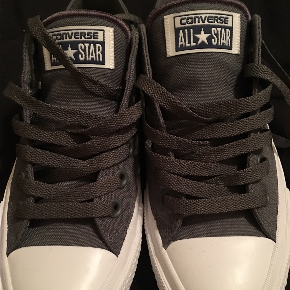 Brand new dark grey chuck Taylor ii converse