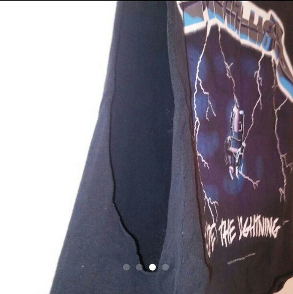 🌺SOLD🌺Women's Metallica Open Side Tank - Picture 2 of 4