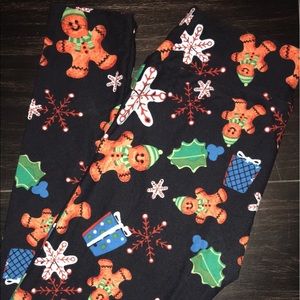 Lularoe Christmas leggings!