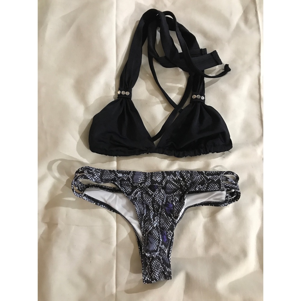 BRAND NEW Diamond Snake Bikini Set