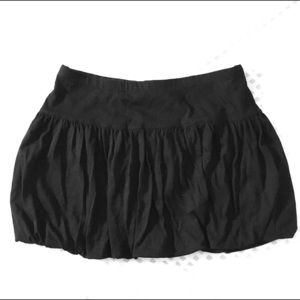 Black bubble hem skirt
