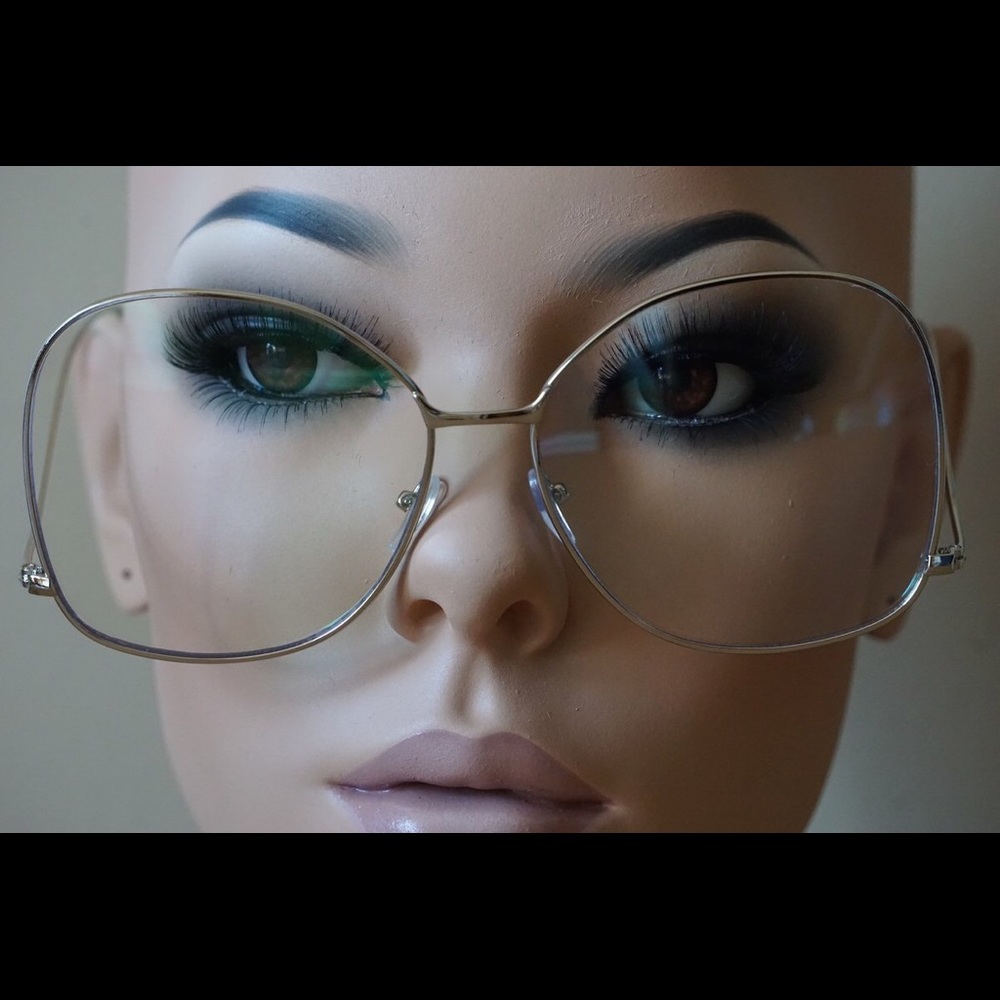 SALE ! Oversized vintage sunnies clear