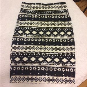 EUC LuLaRoe Cassie pencil skirt
