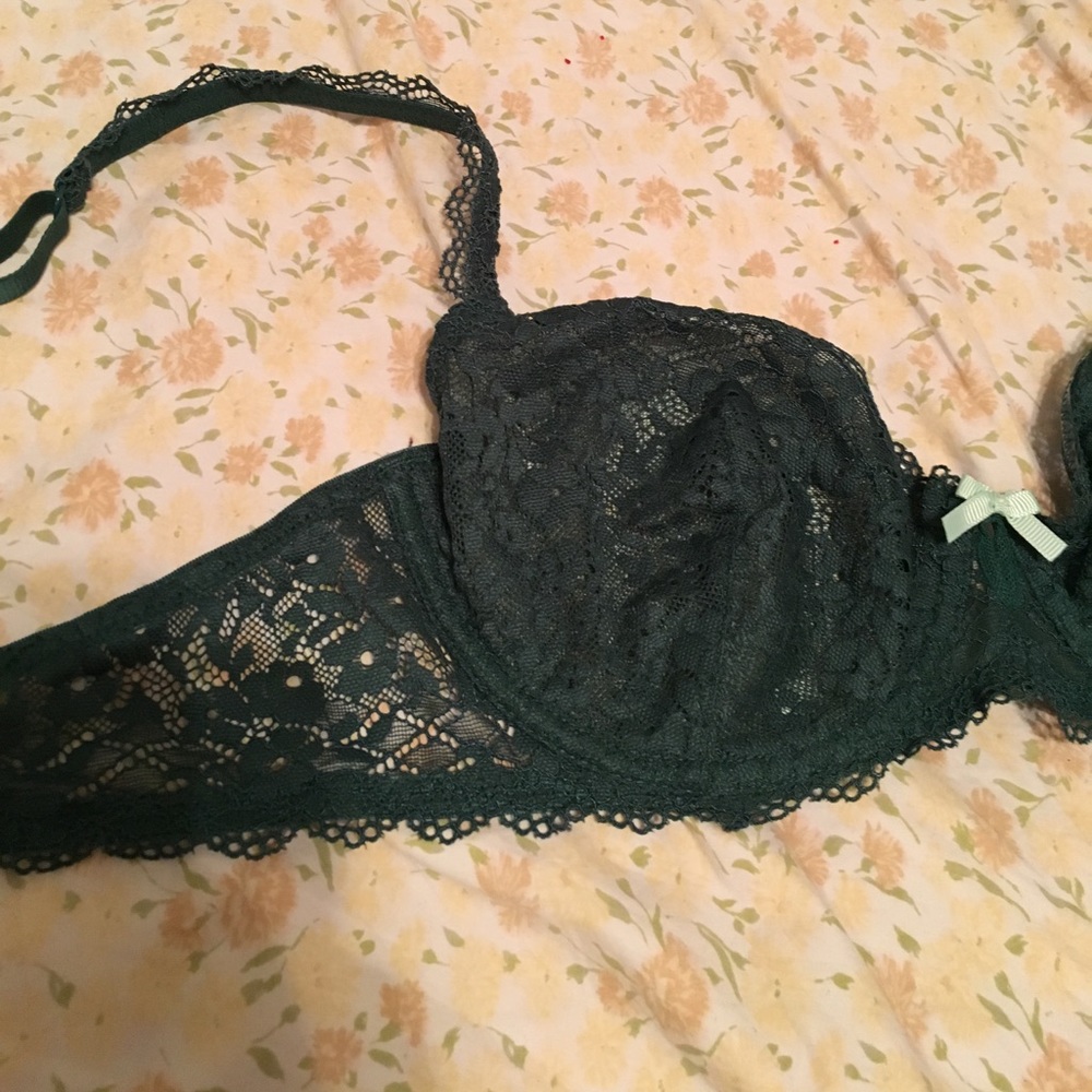 34C NEVER WORN Lacey Forest Green Bra
