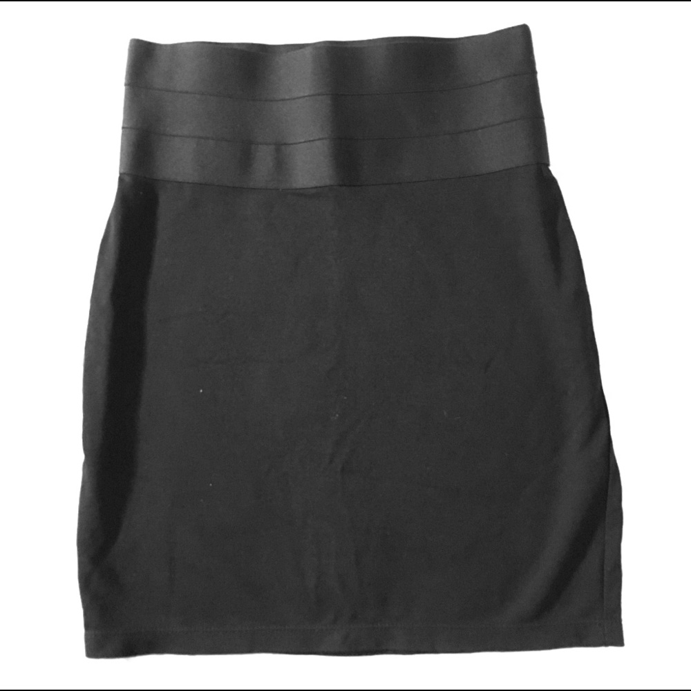 🎉 HOST PICK 🎉  Black bandage skirt