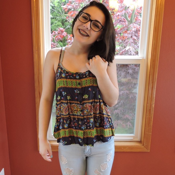 Colorful button tank top - Picture 3 of 8