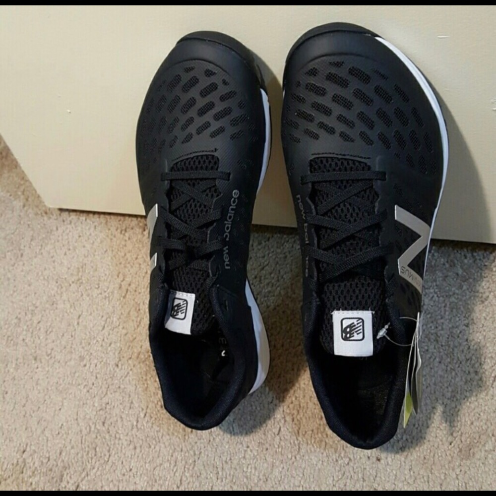 New Balance minimus vibram Brand new