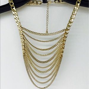 Bib necklace