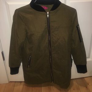 Olive Bomber