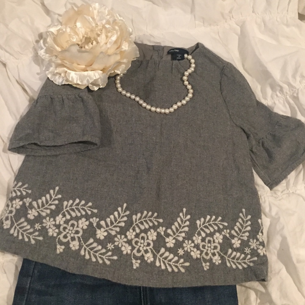 Super cute Baby Gap Embroidered Top