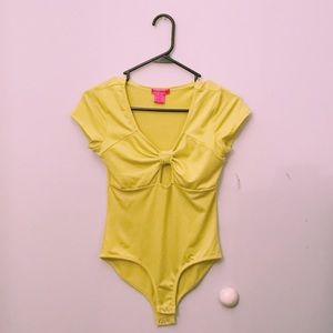 *3 DAYS LEFT* Tied Knot Neon Green Bodysuit