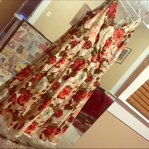 Beautiful Floral Dress perfect for Summer