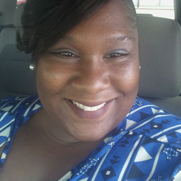 Meet your Posher, Andria - Picture 1 of 1