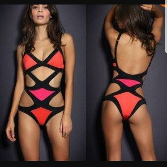RED ORANGE BANDAGE MONOKINI SWIMSUIT - Picture 3 of 7