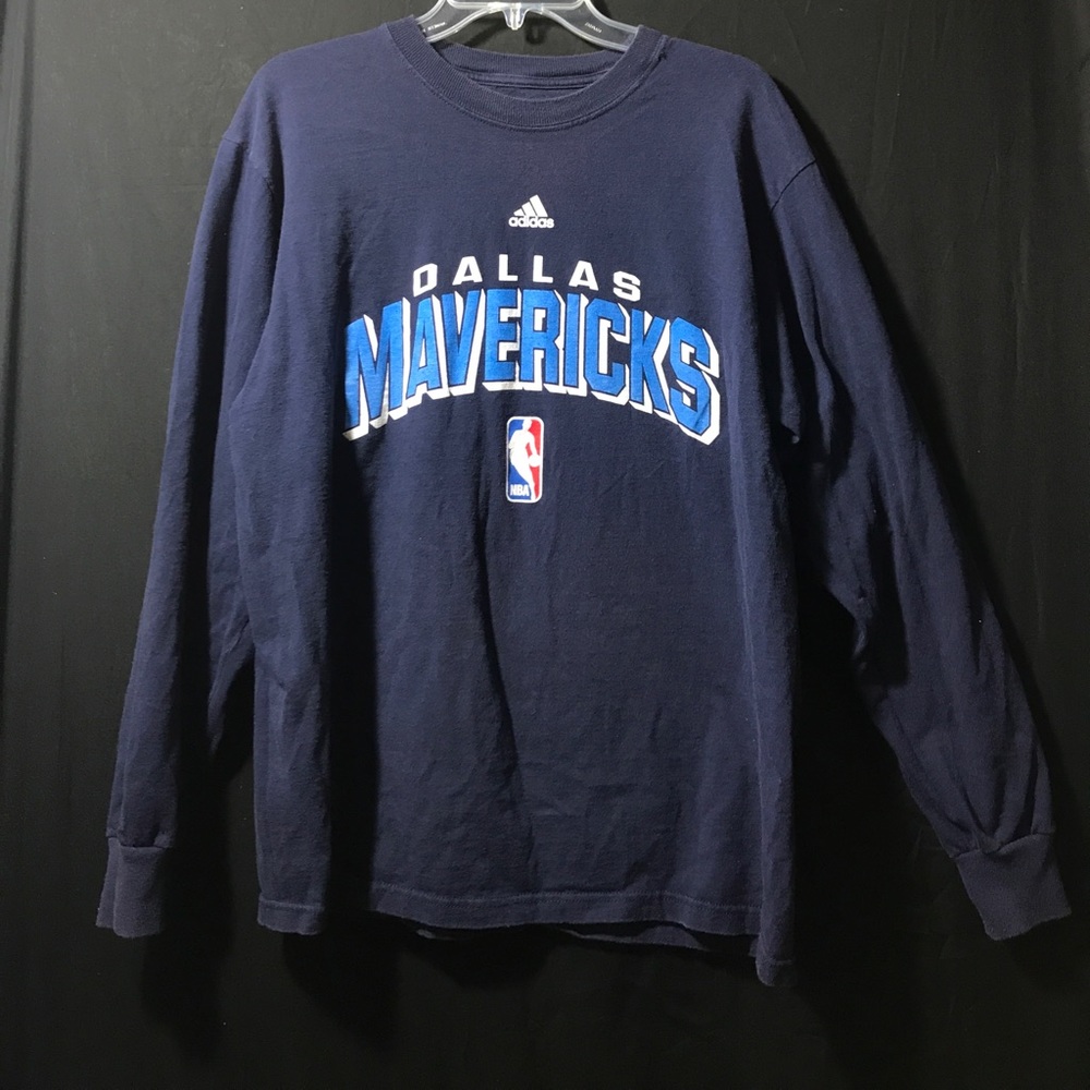 Dallas Mavericks long sleeve Shirt!