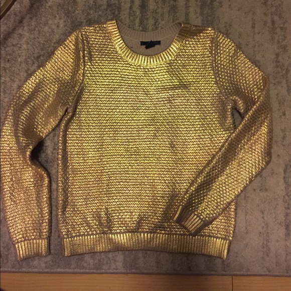 gold sweater - Picture 1 of 2