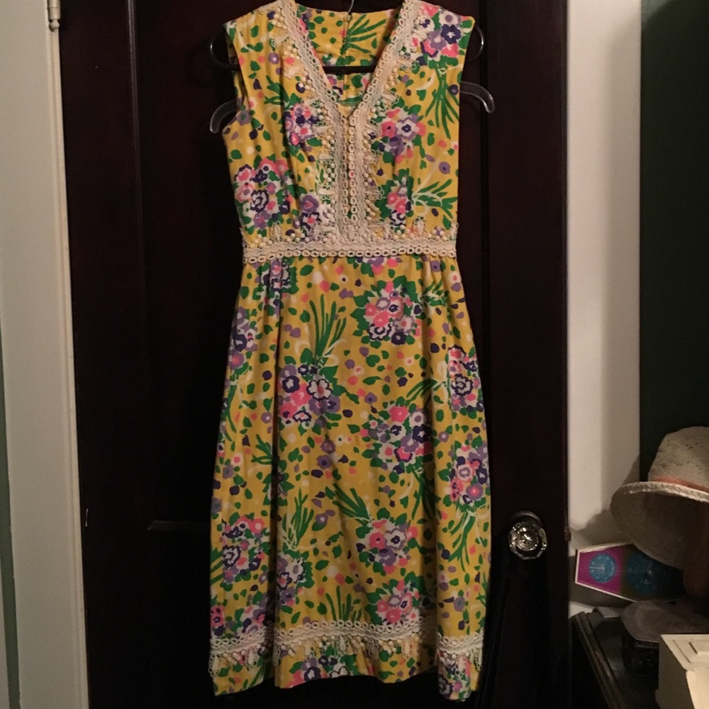 Vintage yellow sun dress