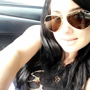 Meet your Posher, Lorennis