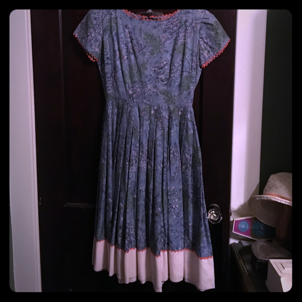 Vintage pleated skirt, blue, and orange dress!!!