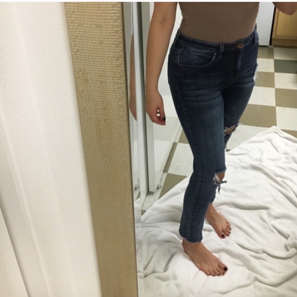 distressed High waisted jeans