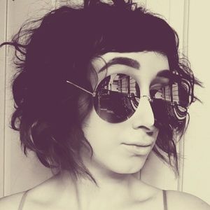 Meet your Posher, Madison