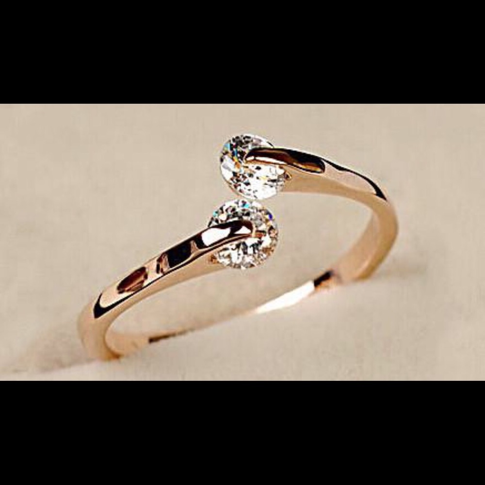Swarovski element ring