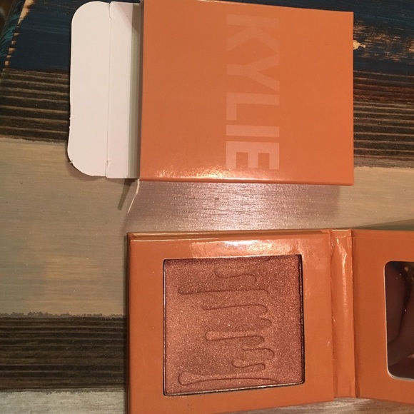 Kylighter - Picture 2 of 3