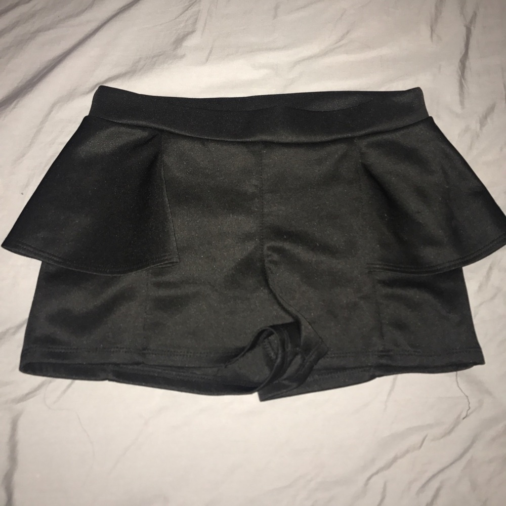 Black Pleated Shorts