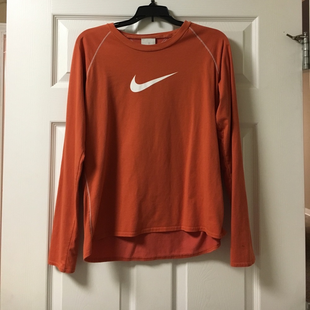 Vintage Nike long sleeve. Great condition