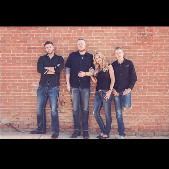 Meet your Posher, Christine - Picture 4 of 4