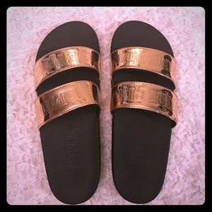 NWOT PINK SLIDES