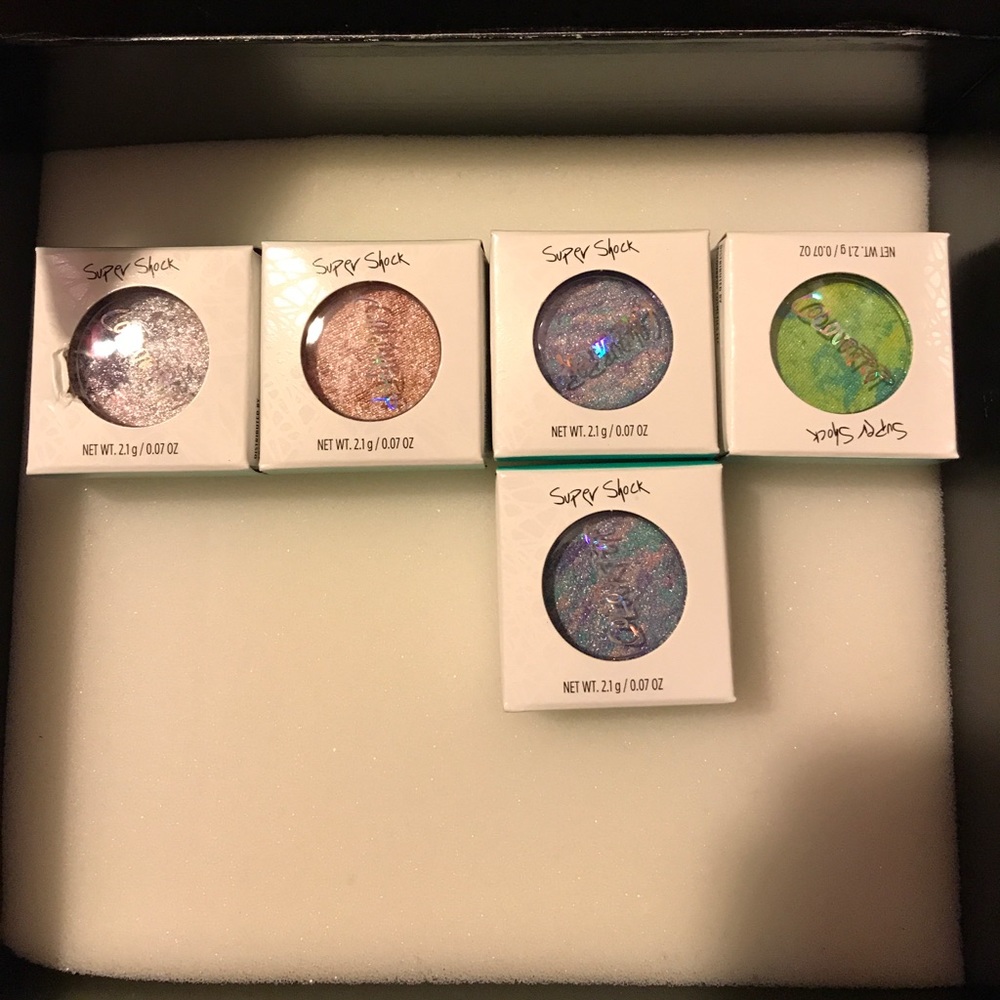 Colourpop - tie dye eyeshadows
