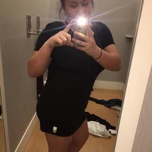 Meet your Posher, Kalz