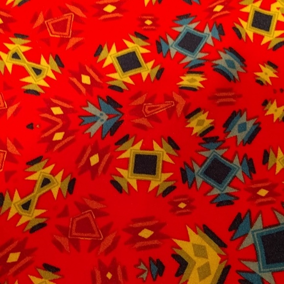 OS LuLaRoe Leggings - Picture 3 of 3