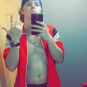 Meet your Posher, Mckenzie