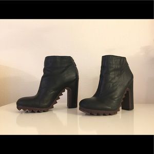 Black zig-zag platform booties