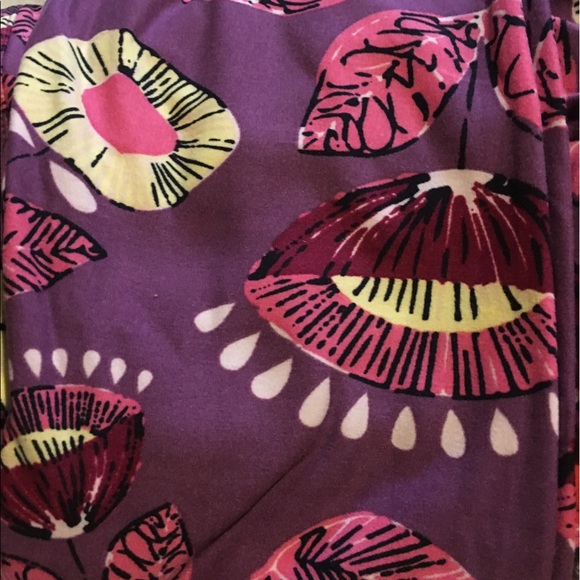 Lularoe TC - Picture 1 of 1